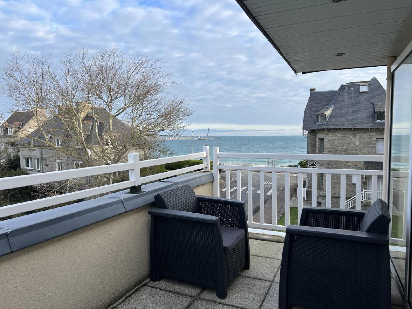 390 Appartement 3 Chambres Avec Vue Sur La Grande Plage De Saint-Cast La Garde  외부 사진